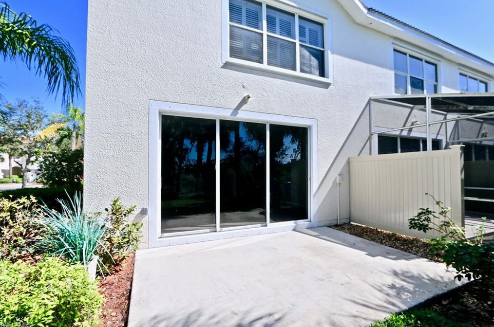 1055 Albany Ct # 217, Naples, FL