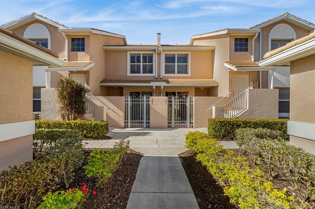 6205 Wilshire Pines Cir #2-206, Naples, FL 34109