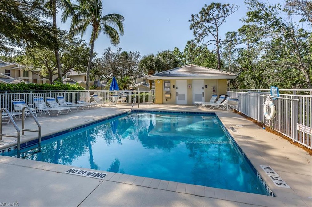 858 Carrick Bend Cir, Naples FL  34110-3608 exterior