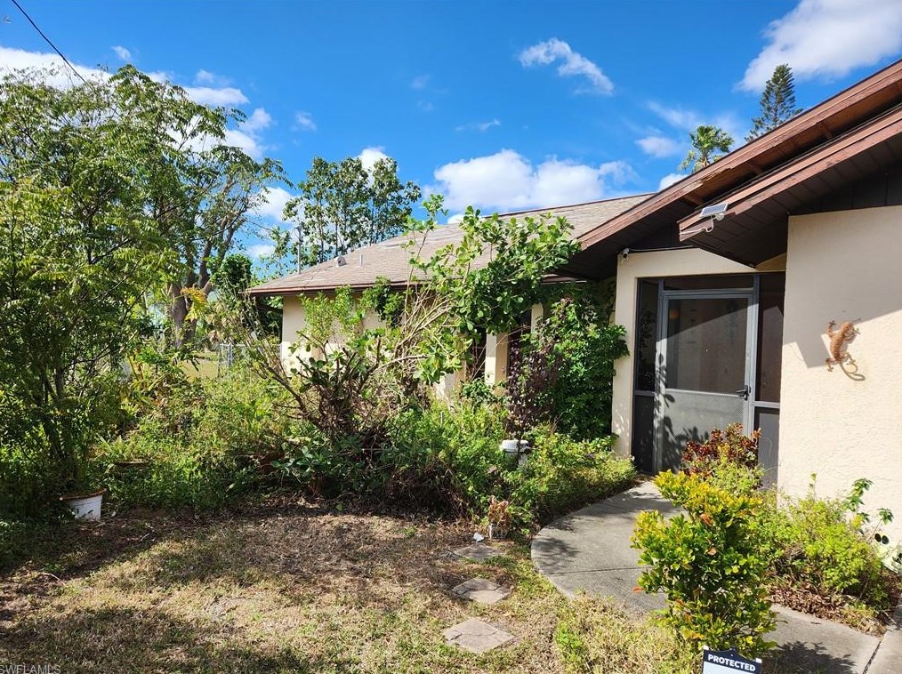 4415 Teasdale Dr, Fort Myers, FL 33903-5837