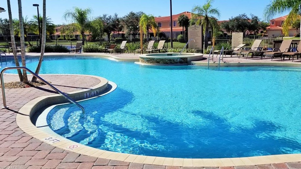 14700 Sutherland Ave #340, Naples, FL 34119