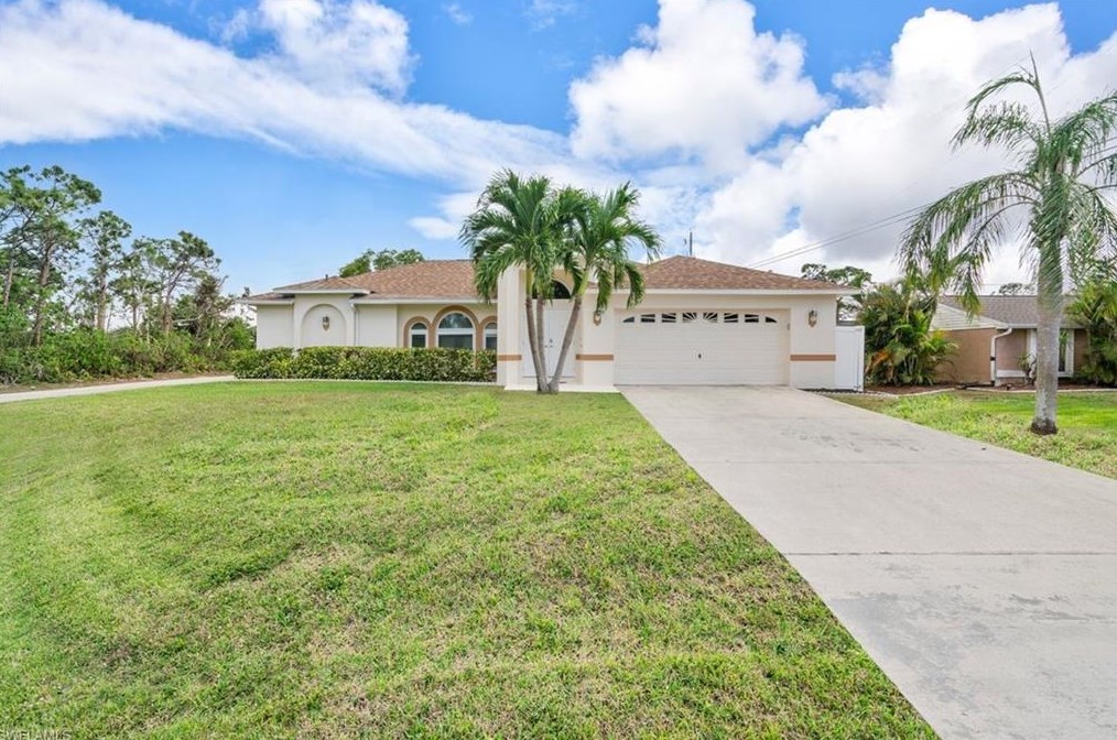 17125 Tropical Rd, Fort Myers, FL 33967-2575