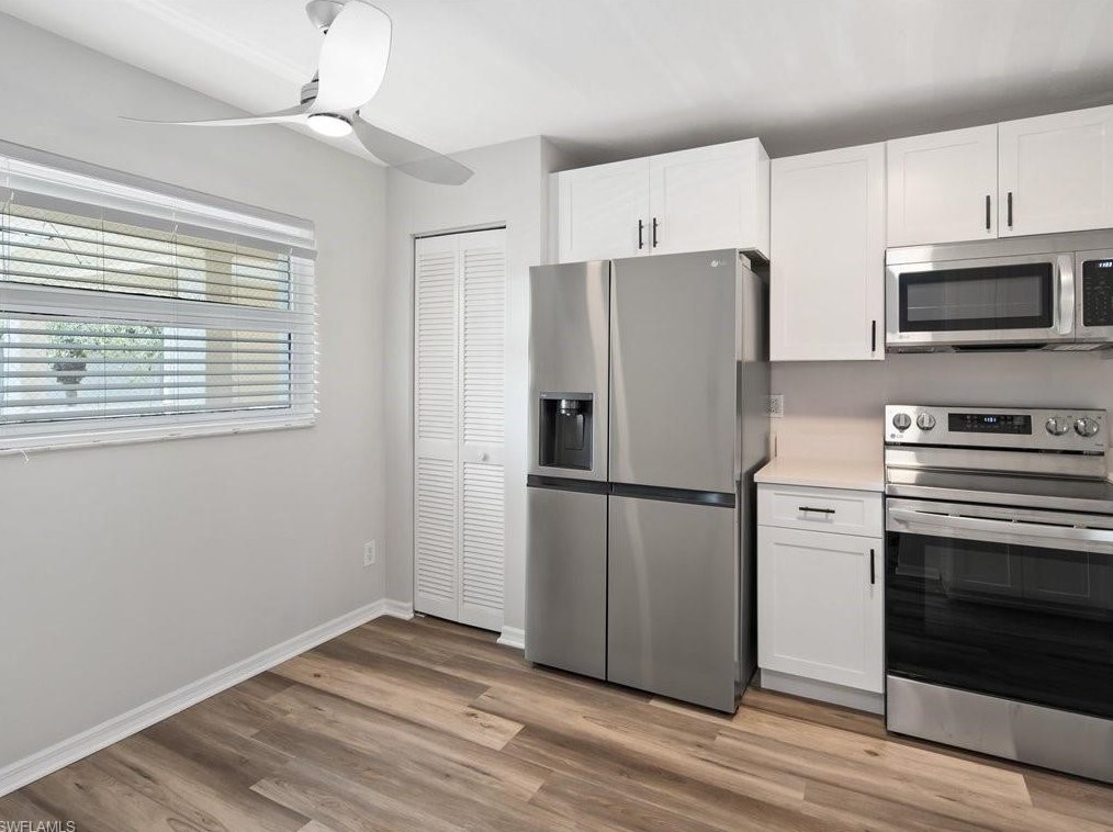 637 Squire Ct Apt 202, Naples, FL 34104