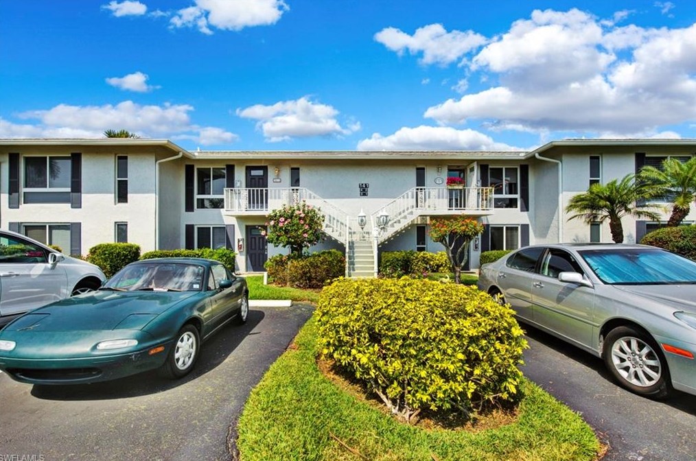 141 Lollypop Ln #804, Naples, FL 34112