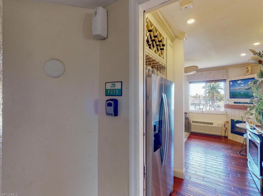 25000 Tamiami Trail E #f-275, Naples, FL 34114