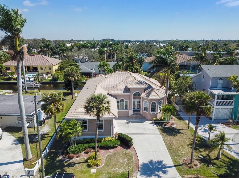 27151 Mora Rd, Bonita Springs, FL 34135