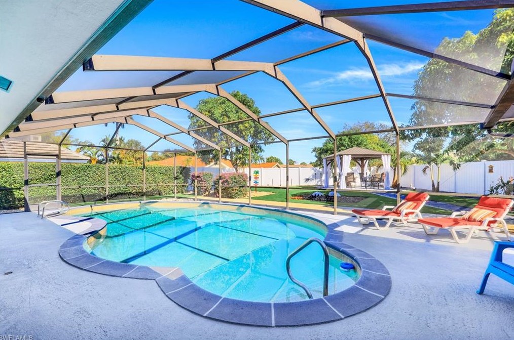 701 Barfield Dr, Marco Island, FL 34145