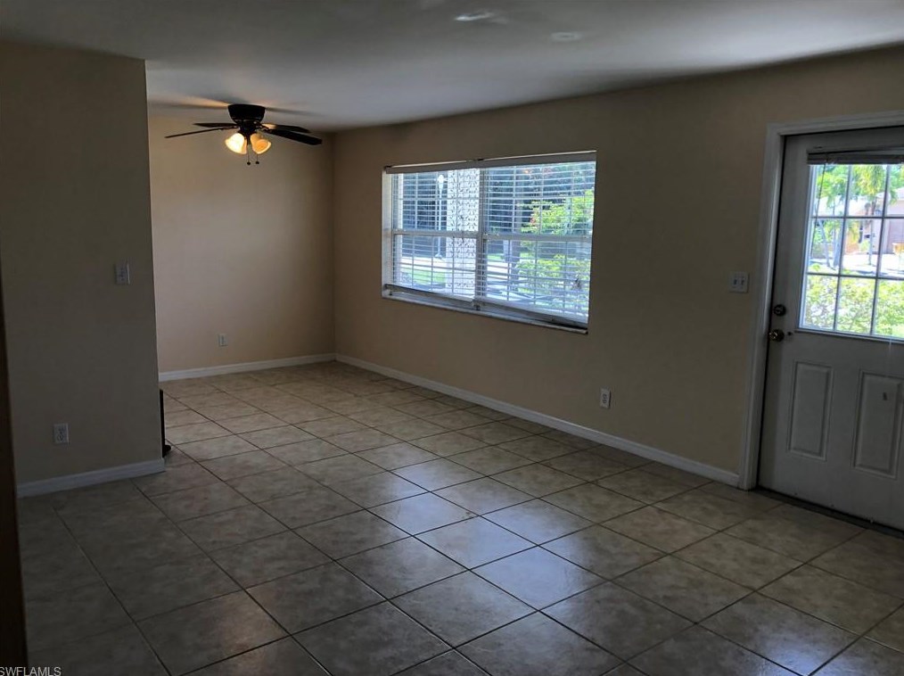 518 14th St N, Naples, FL 34117