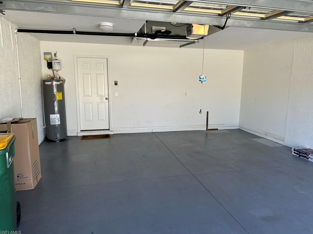 2043 Morning Sun Ln, Naples, FL 34119