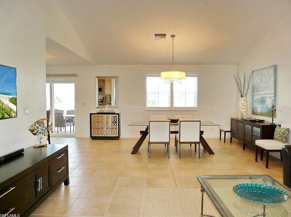 152 Shorecrest Ct, Marco Island, FL 34145