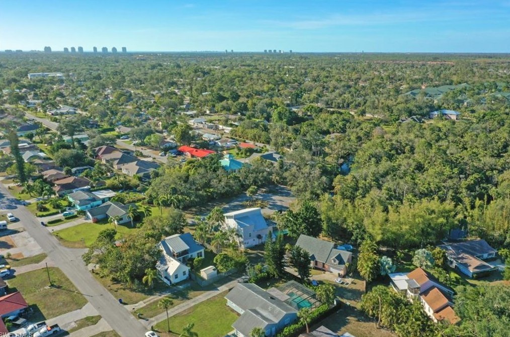 11131 Orangewood Dr, Bonita Springs, FL 34135