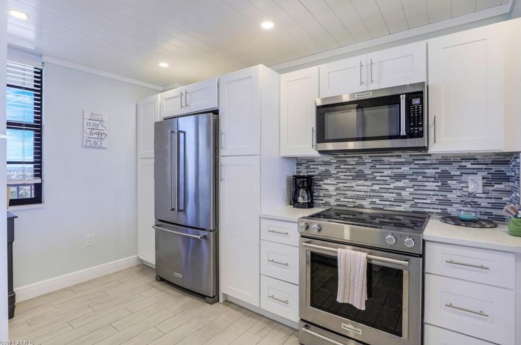 440 Seaview Ct #1805, Marco Island, FL 34145