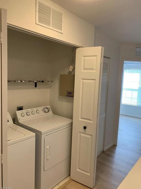 3642 Pine Oak Cir #107, Fort Myers, FL 33916