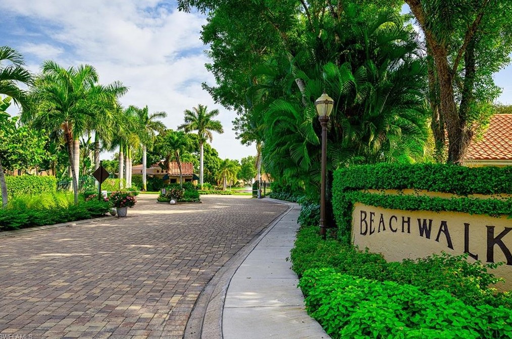 566 Beachwalk Cir #80, Naples, FL 34108