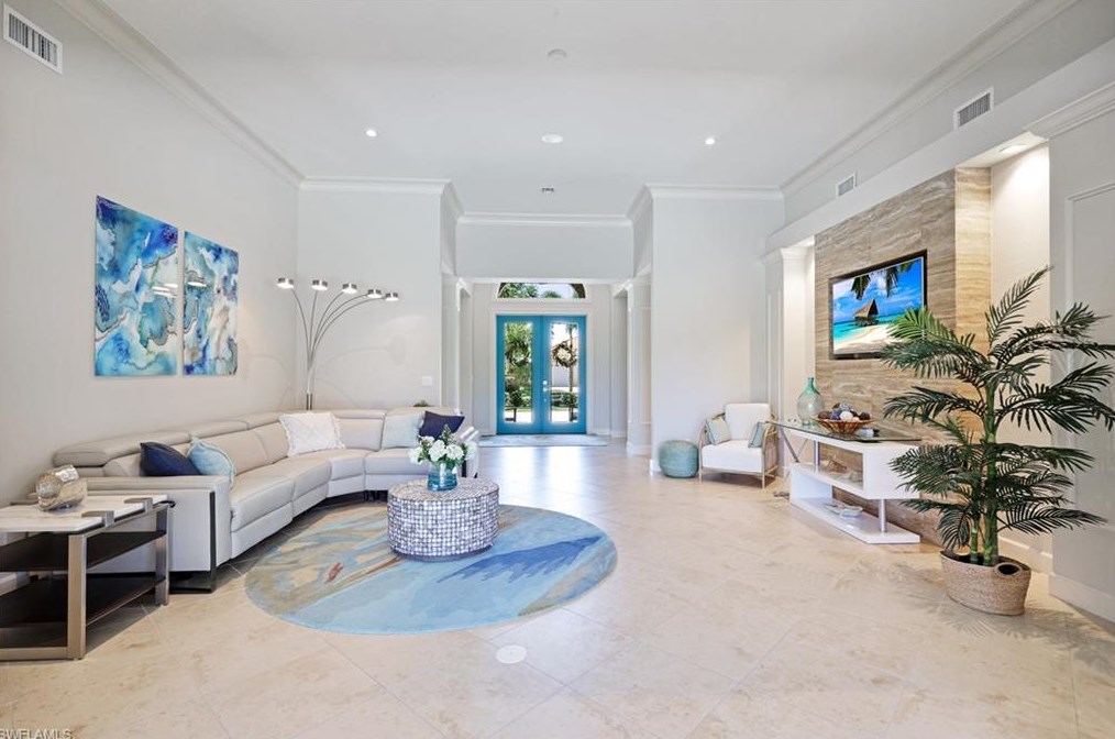 15302 Pembroke Point, Naples, FL 34110