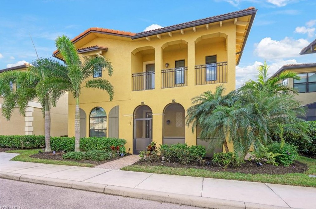 1316 Kendari Ter, Naples, FL 34113