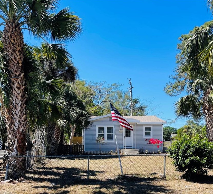 26900 N Riverside Dr, Bonita Springs, FL 34135