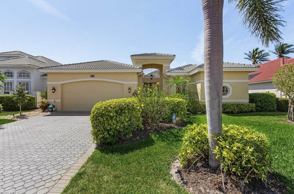 28638 Highgate Dr, Bonita Springs, FL 34135