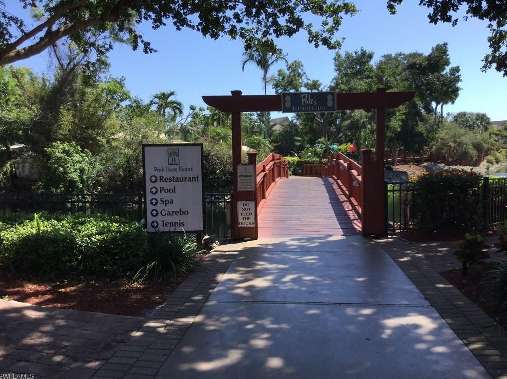 600 Neapolitan Way #342, Naples, FL