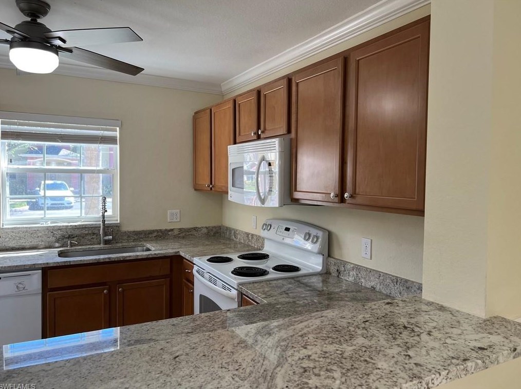 9068 Gervais Cir Apt 207, Naples, FL 34120