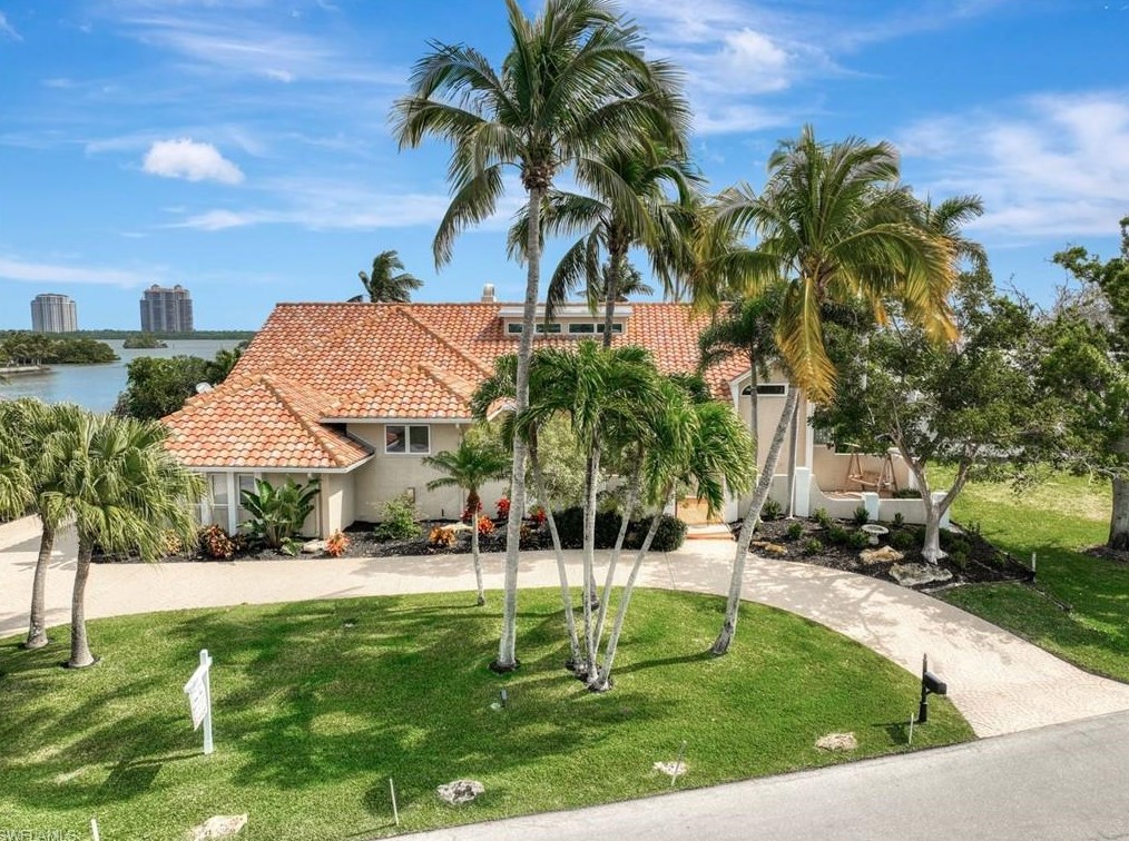 26876 Mclaughlin Blvd, Bonita Springs FL  34134-3846 exterior