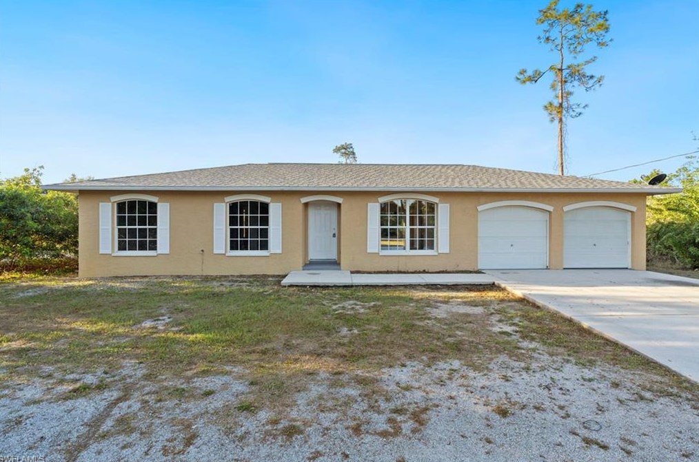 3310 4th Ave, Naples, FL 34120-4971