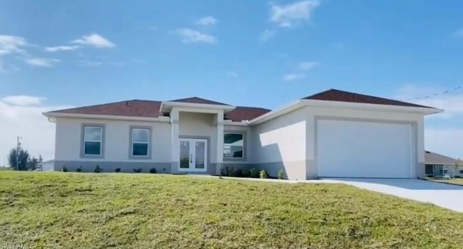 1115 6th Pl, Cape Coral, FL 33993