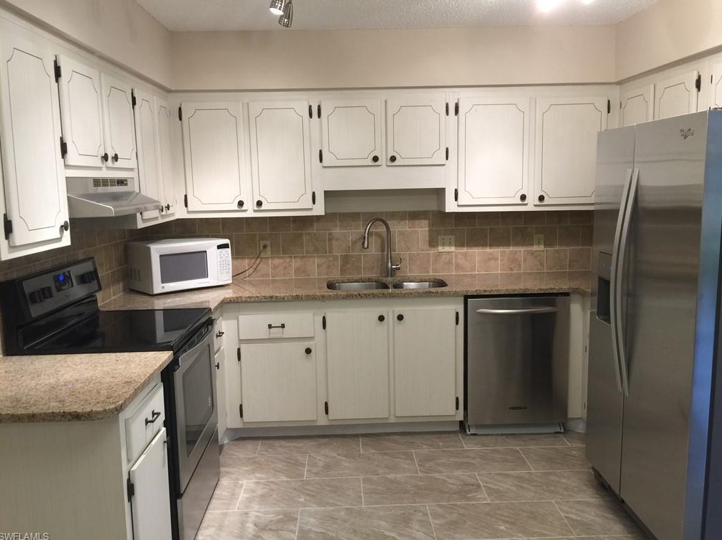 761 Palm View Dr, Naples, FL 34110