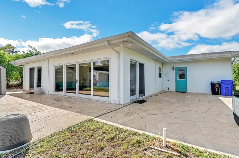 1589 Osprey Ave, Naples, FL 34102