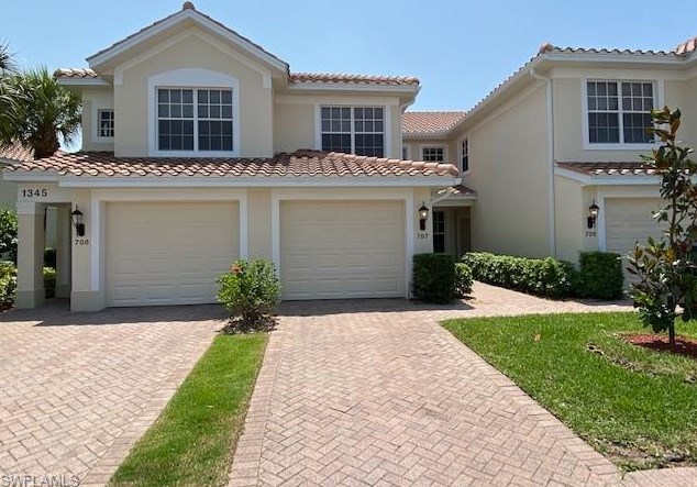 1345 Henley St Apt 707, Naples, FL 34105