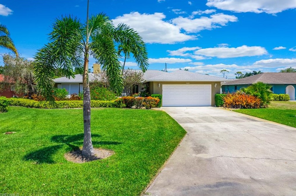 3684 Bailes St, Bonita Springs, FL 34134