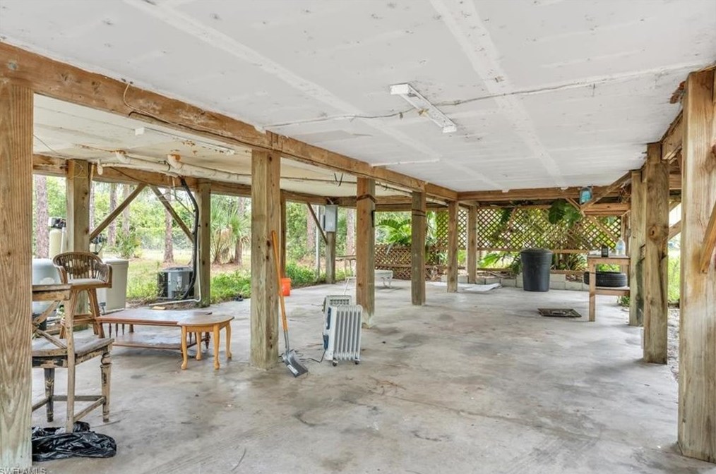 2002 Truman Ave, Alva, FL 33920