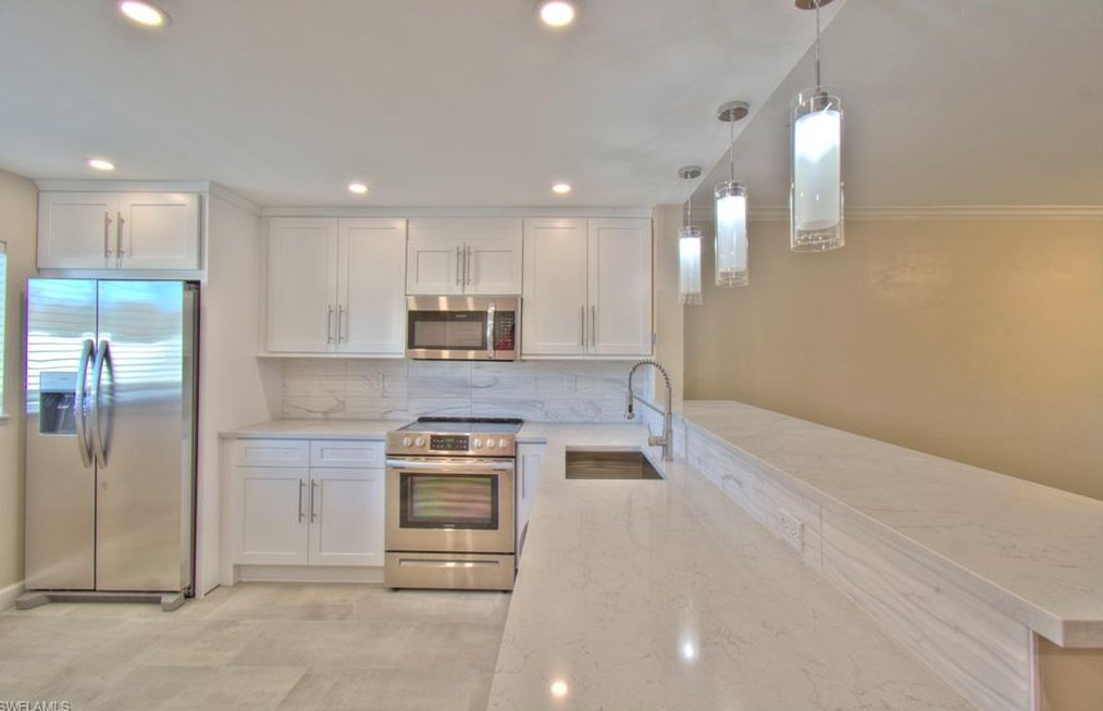 2360 Naples Trace Cir 4-406, Naples, FL 34109