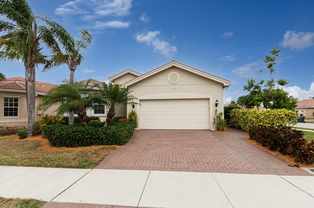 10407 Spruce Pine Ct, Fort Myers, FL 33913-8848