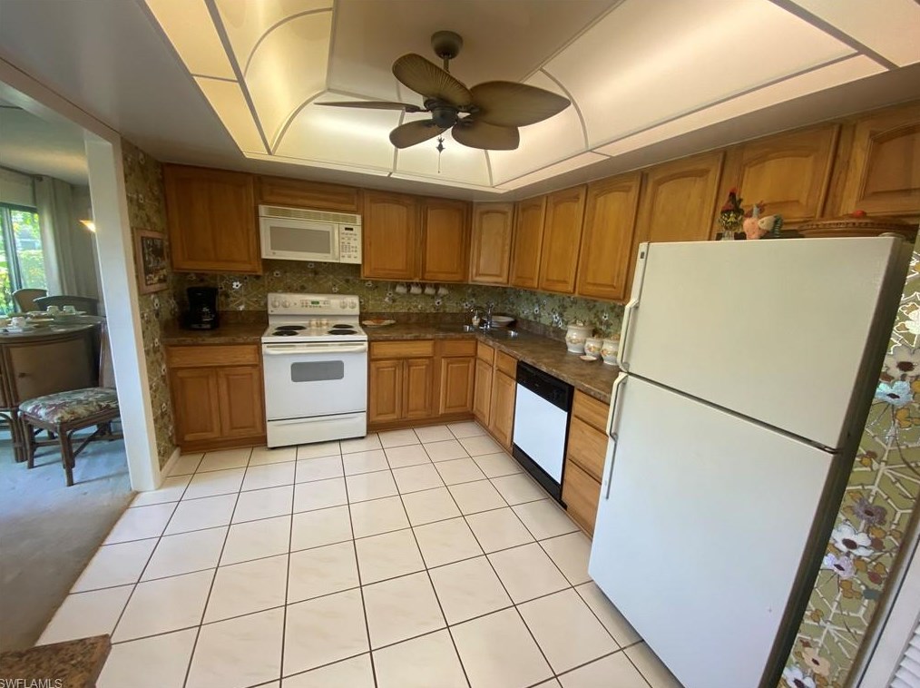 429 Meadowlark Ln #429a, Naples, FL 34105