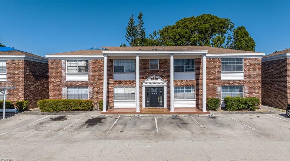 859 Courtington Ln # 4, Fort Myers, FL