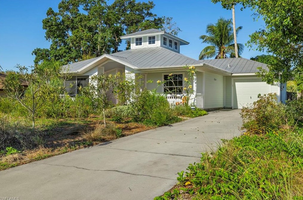 27057 Allan St, Bonita Springs, FL 34135