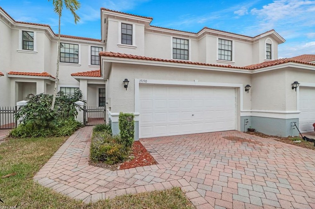 15190 Summit Pl Cir #196, Naples, FL 34119