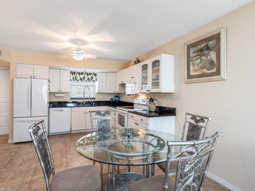 1027 Anglers Cove #b-206, Marco Island, FL 34145