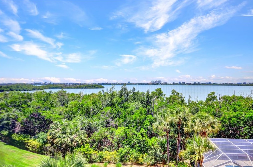 269 Vintage Bay Dr #c-18, Marco Island, FL 34145