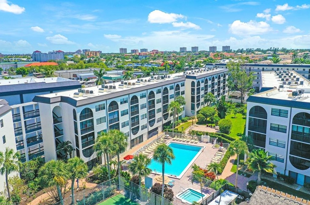 1011 Anglers Cove #h-404, Marco Island, FL 34145