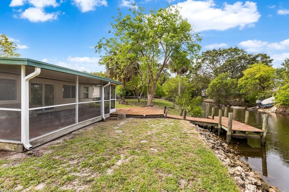 3308 Captains Cv, Naples, FL 34112-5916