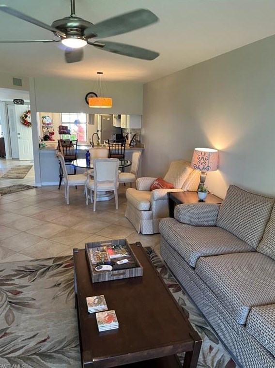 2646 Kings Lake Blvd #6-104, Naples, FL 34112