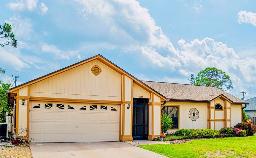 18437 Sunflower Rd, Fort Myers, FL 33967-3152