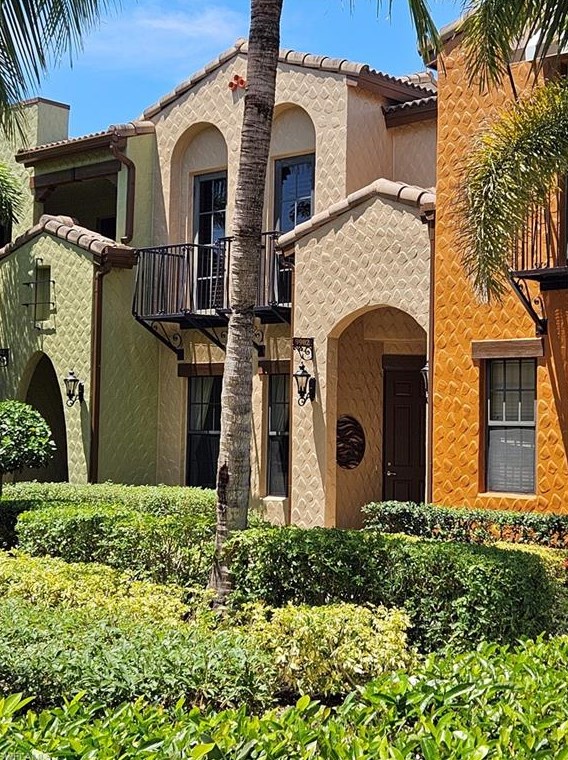 9159 Delano St #99-2, Naples, FL 34113
