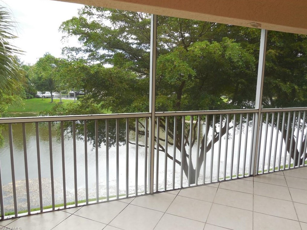 5630 Northboro Dr Apt 202, Naples, FL 34110