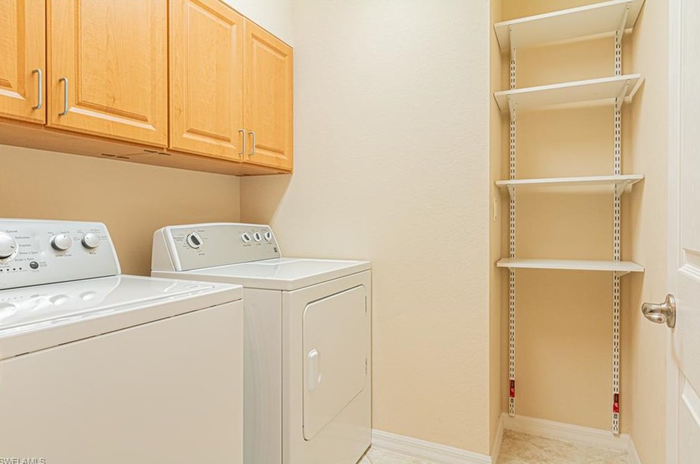 10462 Carolina Willow Dr, Fort Myers FL  33913-8804 exterior