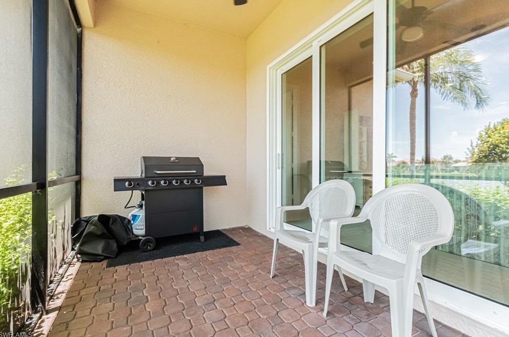 10462 Carolina Willow Dr, Fort Myers FL  33913-8804 exterior