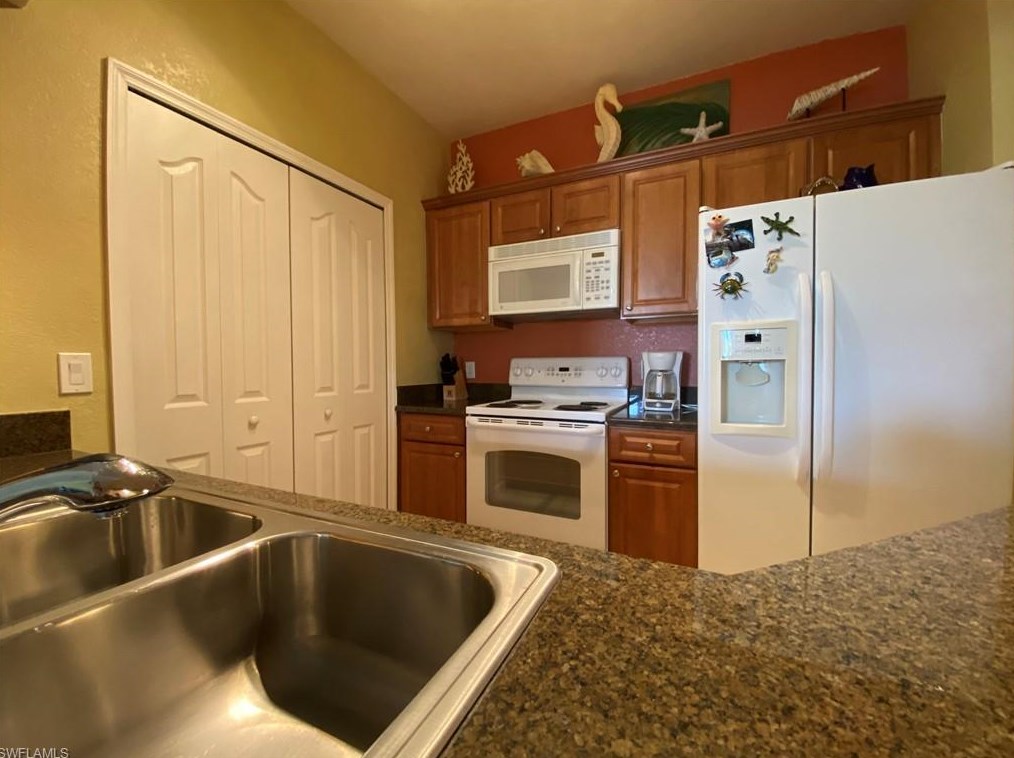 12940 Positano Cir Apt 204, Naples, FL 34105