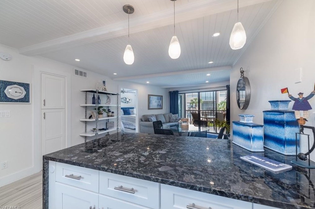 1007 Anglers Cove #j-301, Marco Island, FL 34145